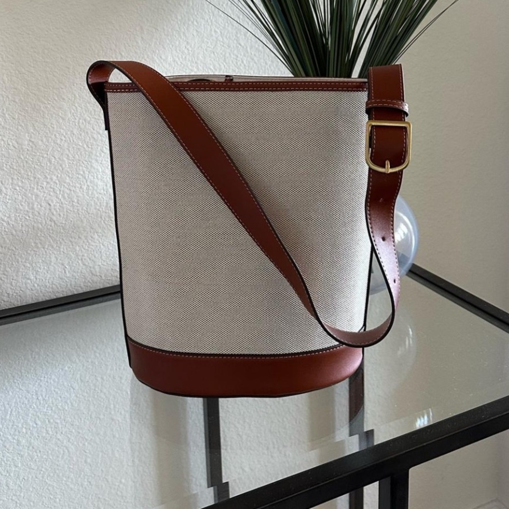 Mango Bucket Bag